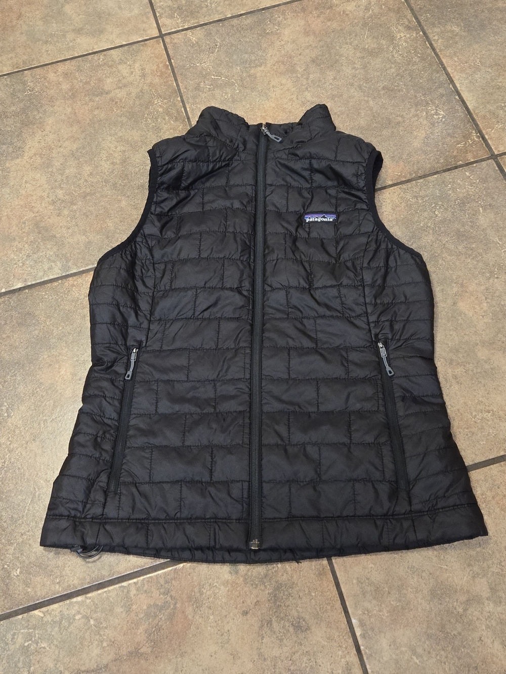Patagonia Women’s Nano Puff Vest Black Medium M PrimaLoft SP20 84247